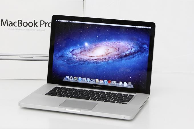 macbook pro 2011 15インチ