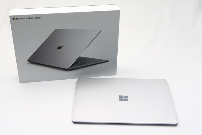 【週末特価】Surface Laptop プラチナ