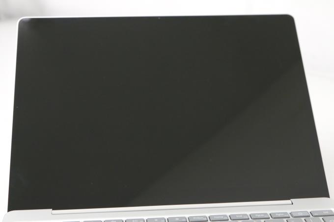 Surface Laptop Go THH-00020 12.4型 Core i5 1035G1 メモリ8GB